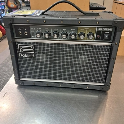 Roland - JC-22